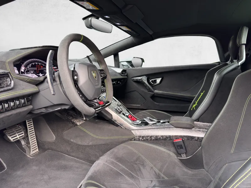 Lamborghini Huracán Spyder Performante – Imagen 9 de 14