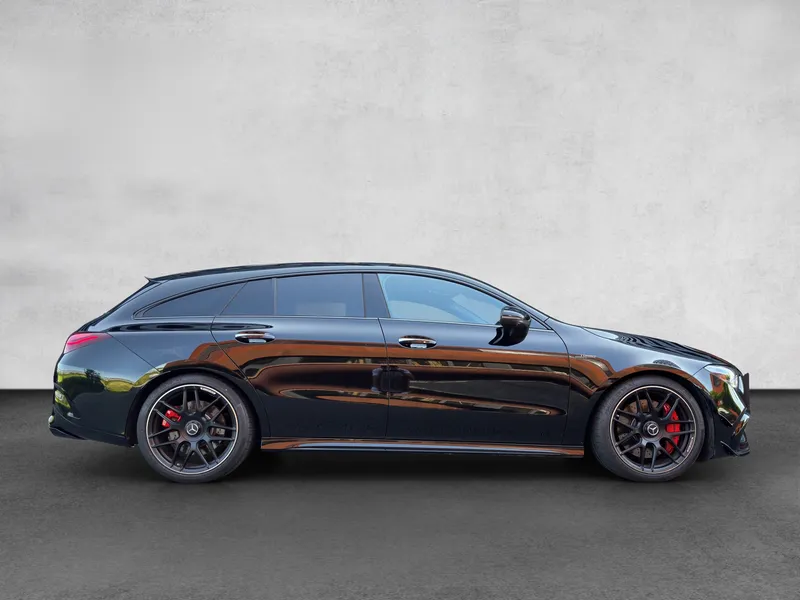 Mercedes-Benz CLA 45 AMG