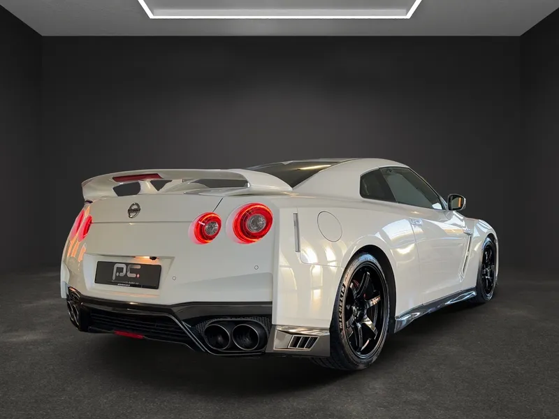 Nissan GT-R NISMO Track Edition – Picture 7 of 16